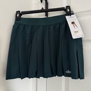 ALO Yoga Green Mini Tennis Skirt with Pleats